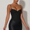 Mini-robe corset drapée Lovella en noir Mini-robe corset drapée Lovella en noir