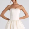 Mini-robe corset à lacets et ourlet bouffant Fabiola, couleur ivoire Mini-robe corset à lacets et ourlet bouffant Fabiola, couleur ivoire