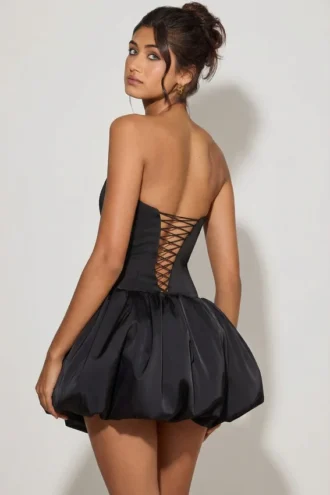 Mini-robe corset à lacets et ourlet bouffant Minerva, en noir