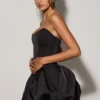 Mini-robe corset à lacets et ourlet bouffant Minerva, en noir Mini-robe corset à lacets et ourlet bouffant Minerva, en noir