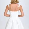 Mini-robe corset à lacets et plis creux Analise, en blanc