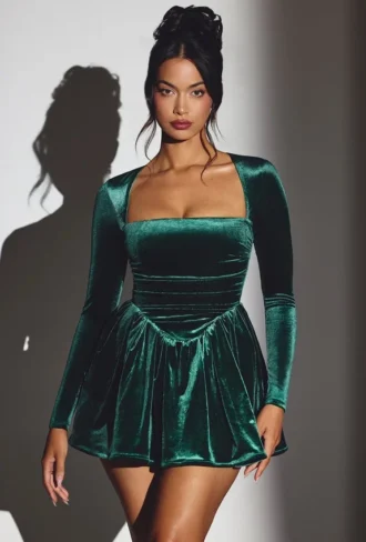 Mini-robe corset à manches longues en velours Tera, vert émeraude