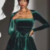 Mini-robe corset à manches longues en velours Tera, vert émeraude Mini-robe corset à manches longues en velours Tera, vert émeraude