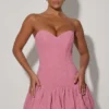Mini-robe corset à ourlet bouffant et découpes Lavinia, rose poudré Mini-robe corset à ourlet bouffant et découpes Lavinia, rose poudré