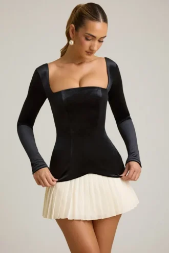 Mini-robe corset plissée à volants Darline en noir