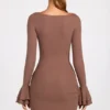Mini-robe drapée à manches longues en modal côtelé Helena, couleur moka