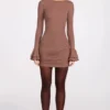 Mini-robe drapée à manches longues en modal côtelé Helena, couleur moka