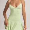 Mini-robe Kelbie en modal froncé, coupe trapèze, vert sauge Mini-robe Kelbie en modal froncé, coupe trapèze, vert sauge