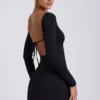 Mini-robe à manches longues et encolure carrée Hope en modal noir Mini-robe à manches longues et encolure carrée Hope en modal noir