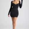 Mini-robe à manches longues et encolure en cœur Demelza, en noir Mini-robe à manches longues et encolure en cœur Demelza, en noir