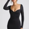 Mini-robe à manches longues et encolure en cœur Demelza, en noir Mini-robe à manches longues et encolure en cœur Demelza, en noir