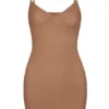 Mini-robe nuisette à col en V en maille douce Intimates, couleur miel Mini-robe nuisette à col en V en maille douce Intimates, couleur miel