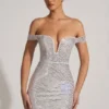 Mini-robe à épaules dénudées Leonora ornée, en blanc