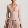 Mini-robe plissée à manches longues Fiorella, couleur champignon Mini-robe plissée à manches longues Fiorella, couleur champignon