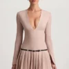 Mini-robe plissée à manches longues Fiorella, couleur champignon Mini-robe plissée à manches longues Fiorella, couleur champignon
