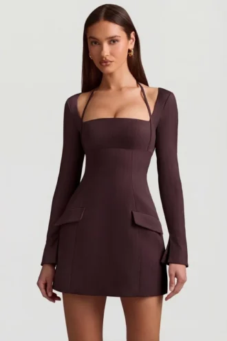 mini robe structure a line fines rayures ksenia couleur chocolat 1 330x495 - Mini-robe structur&eacute;e A-line &agrave; fines rayures Ksenia, couleur chocolat