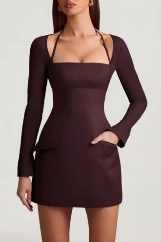 mini robe structure a line fines rayures ksenia couleur chocolat 2 330x495 - Mini-robe structur&eacute;e A-line &agrave; fines rayures Ksenia, couleur chocolat