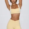 Mini-short froncé en marbré citron