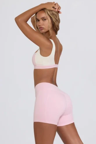 Mini-short froncé en marl rose pâle