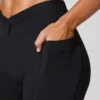 Mini-short à poches et taille torsadée, noir