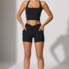 Mini-short à poches et taille torsadée, noir