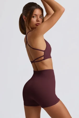 Mini-short sans coutures Super Sculpt en bordeaux