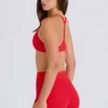 Mini-short Soft Active à poche et taille en V, couleur rouge fraise Mini-short Soft Active à poche et taille en V, couleur rouge fraise