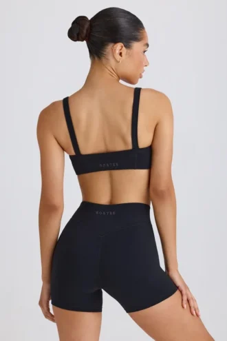 Mini-short Soft Active à taille croisée, noir