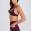 Mini-short Soft Active à taille en V et poches, couleur bordeaux Mini-short Soft Active à taille en V et poches, couleur bordeaux