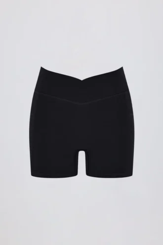Mini-short Soft Active à taille en V et poches, noir