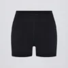 Mini-short Soft Active à taille en V et poches, noir Mini-short Soft Active à taille en V et poches, noir