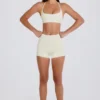 Mini-short taille haute couleur crème Mini-short taille haute couleur crème