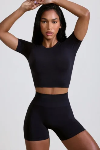 Mini-short taille haute Define Luxe en noir