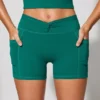Mini-short à taille torsadée avec poches, couleur bleu sarcelle