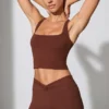 Mini-short à taille torsadée avec poches, couleur marron