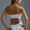 Oh Polly Swim : Maillot de bain 1 pièce échancré et orné de strass HOTFIX Edition, en blanc Oh Polly Swim : Maillot de bain 1 pièce échancré et orné de strass HOTFIX Edition, en blanc