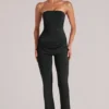 Pantalon ajusté taille moyenne Lumi en noir Pantalon ajusté taille moyenne Lumi en noir