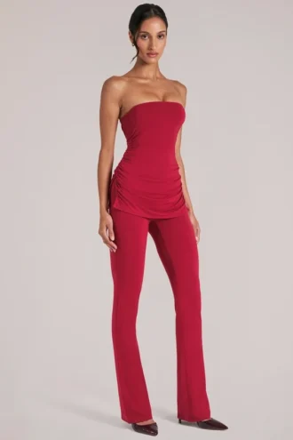 Pantalon ajusté taille moyenne Lumi  en rouge cerise