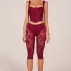 Pantalon capri à dentelle Annalisa  en rouge cerise
