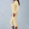 Pantalon capri Selene en maille, taille mi-haute, jaune beurre