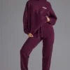 Pantalon de jogging ample à taille mi-haute en jersey de coton doux, couleur raisin Pantalon de jogging ample à taille mi-haute en jersey de coton doux, couleur raisin