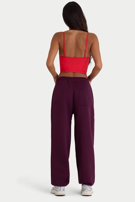Pantalon de jogging ample taille moyenne en jersey de coton brossé, couleur bordeaux Pantalon de jogging ample taille moyenne en jersey de coton brossé, couleur bordeaux