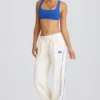 Pantalon de jogging blanc à taille mi-haute et coupe droite Pantalon de jogging blanc à taille mi-haute et coupe droite