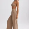 Pantalon de jogging en tissu éponge à jambes larges, couleur marron moka Pantalon de jogging en tissu éponge à jambes larges, couleur marron moka