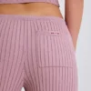 Pantalon de jogging à jambes larges en maille côtelée, couleur mauve Pantalon de jogging à jambes larges en maille côtelée, couleur mauve