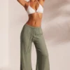 Pantalon de plage texturé froissé vert clair Pantalon de plage texturé froissé vert clair