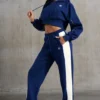 Pantalon de survêtement à jambes larges bleu marine Pantalon de survêtement à jambes larges bleu marine
