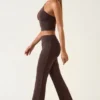 Pantalon droit taille mi-haute Hollis, couleur marron chocolat