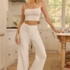 Pantalon droit taille moyenne Libby Pointelle en blanc Pantalon droit taille moyenne Libby Pointelle en blanc