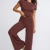 Pantalon large taille moyenne Nour Tall, couleur chocolat